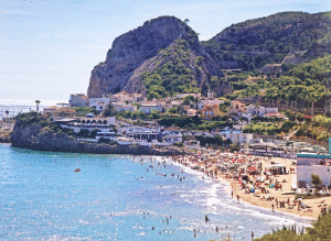 Gezicht-op-Garraf